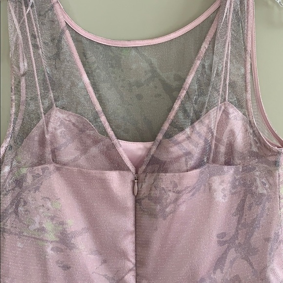 Dress - Picture 4 of 5